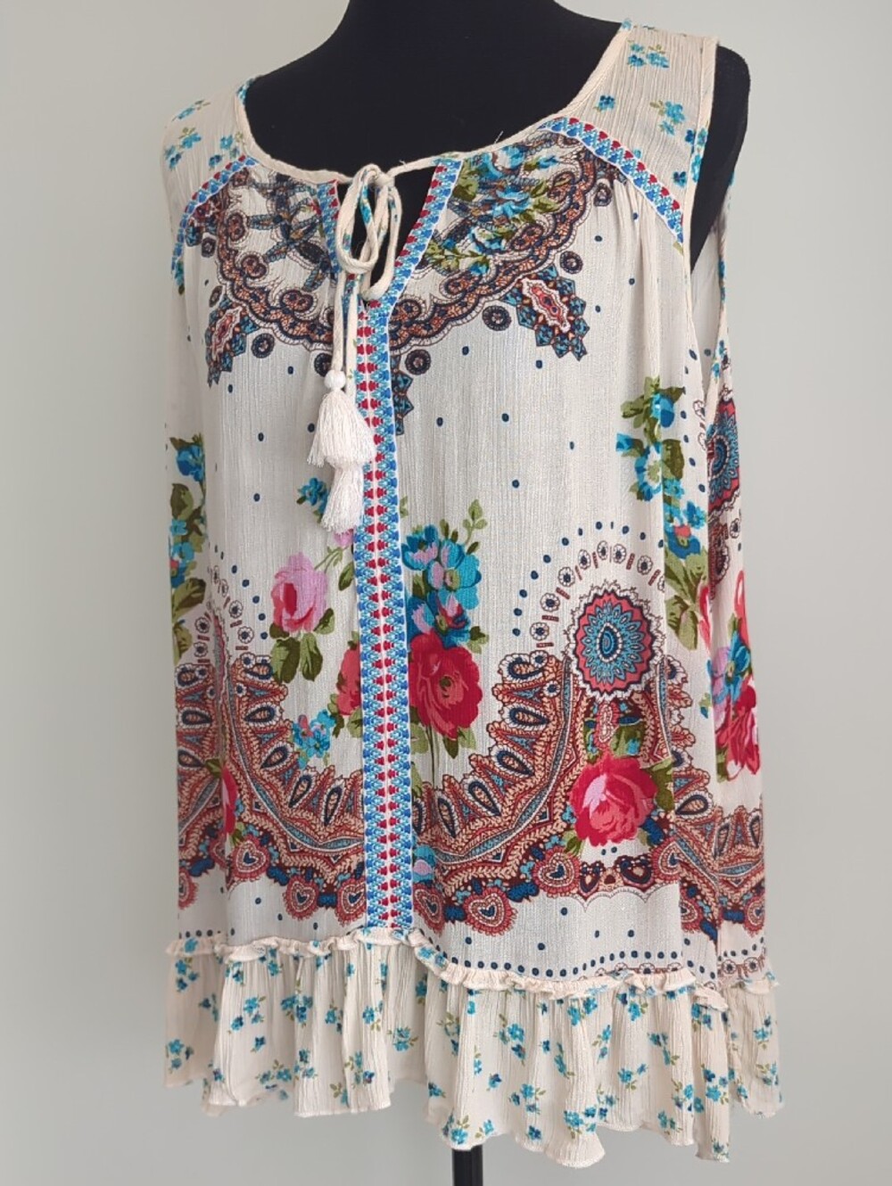 Bila Bohemian Crinkle Gauze Flowy Tassel Tank Top Floral Paisley Medallion XL - Picture 3 of 10